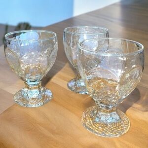 Libby Chivalry “on the rocks”
glasses, set of 3, vintage, excellent condition